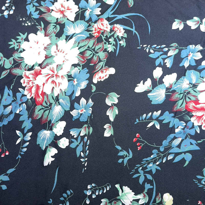 Yumuşak Polyester Pigment Baskılı Mikrofiber Kumaş